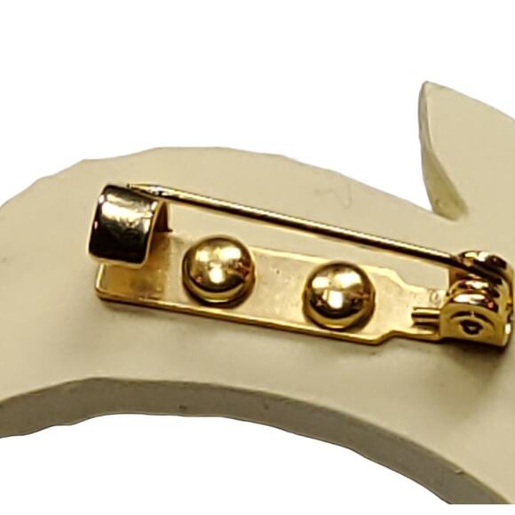 Vintage Hallmark Easter Bunny Hopping Pin Brooch Tack Rabbit Jumping White - Picture 5 of 9